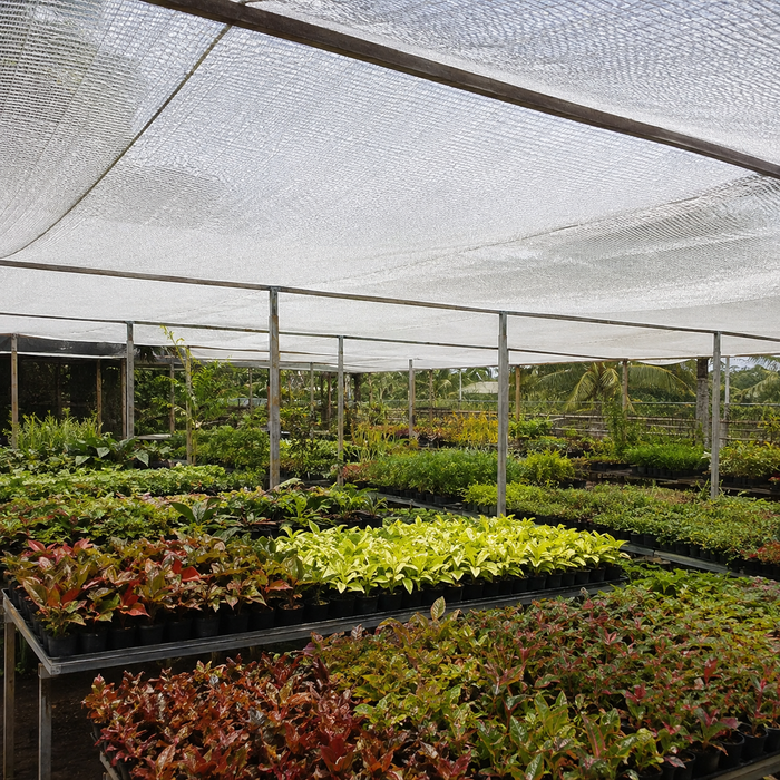 Polisombra Blanca 80% en Rollo 4 m x 100 m para Sombreo Agrícola, Viveros y Exteriores